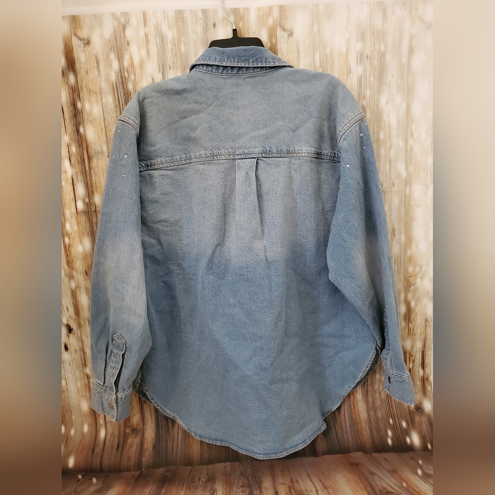 Universal Thread Oversized Denim Jacket NWT - image 4